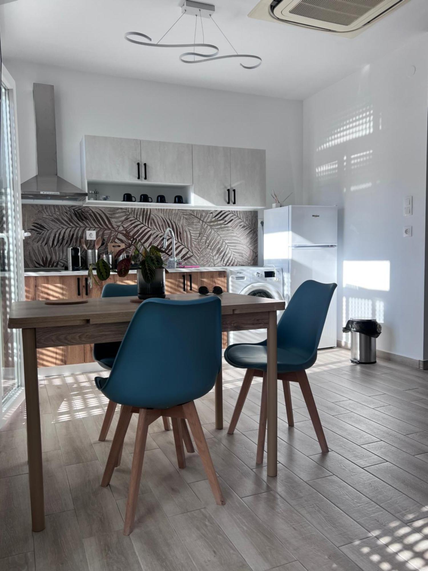 F Apartment Салоники Экстерьер фото